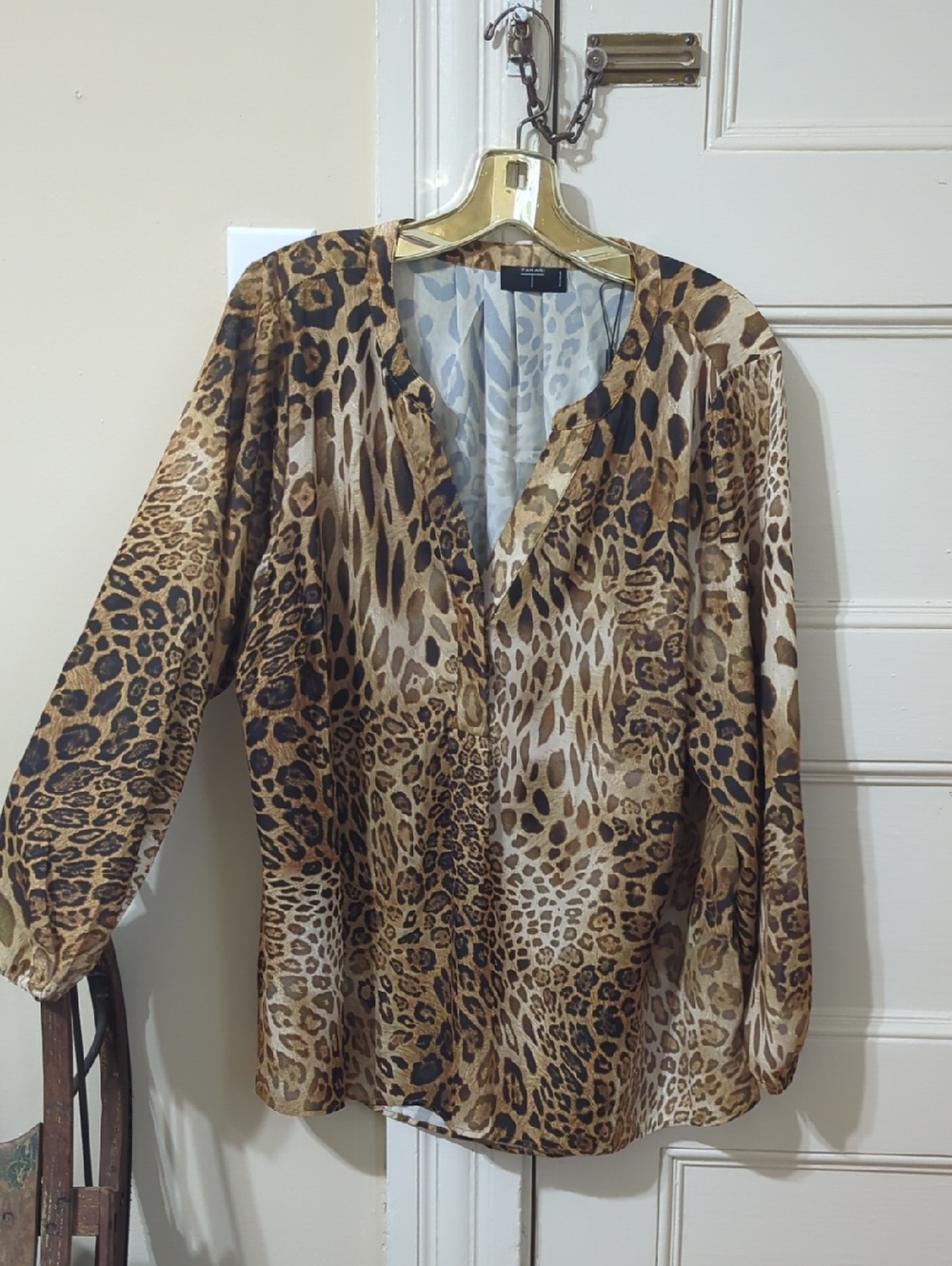 TAHARI Womans Blouse NWT
